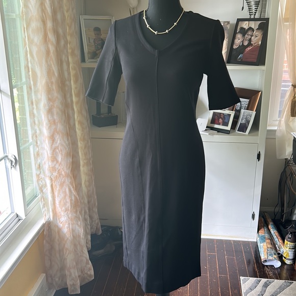 CABI Claire Ponte Dress Sheath Short Sleeve 2 Black Zip Midi, zip up back/split - Picture 8 of 9